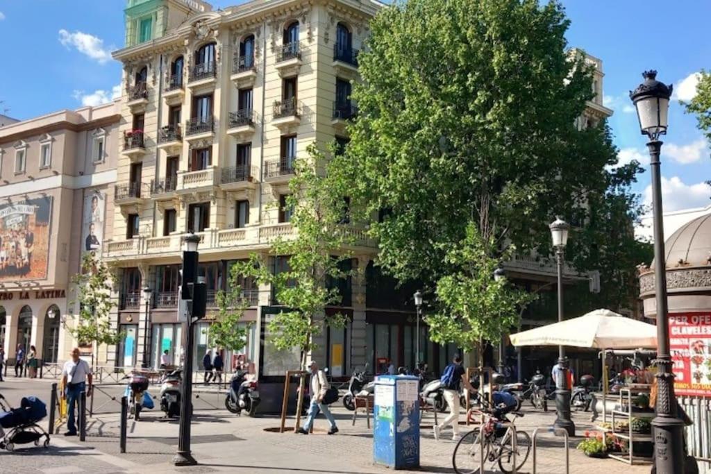 Moderno Apartamento En Pleno Centro Мадрид Екстериор снимка