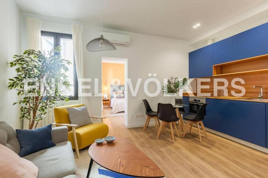 Moderno Apartamento En Pleno Centro Мадрид Екстериор снимка