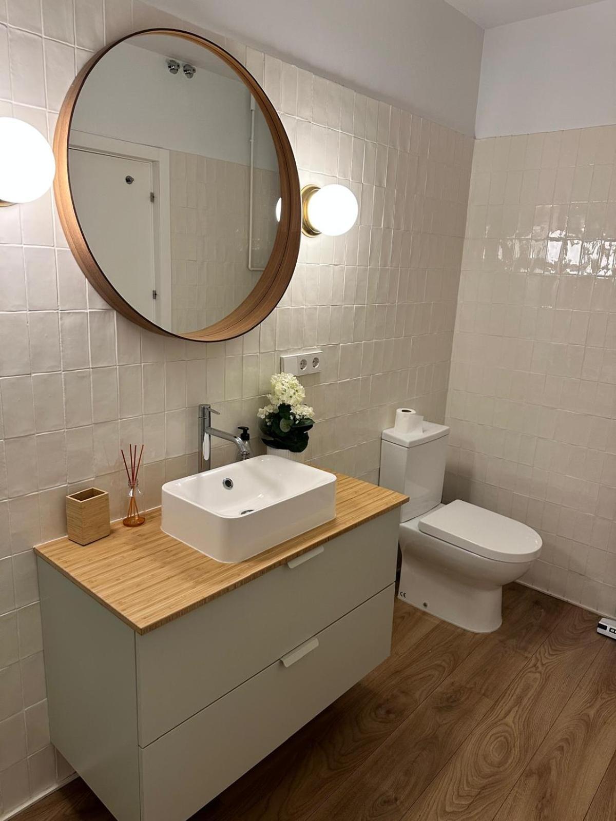 Moderno Apartamento En Pleno Centro Мадрид Екстериор снимка
