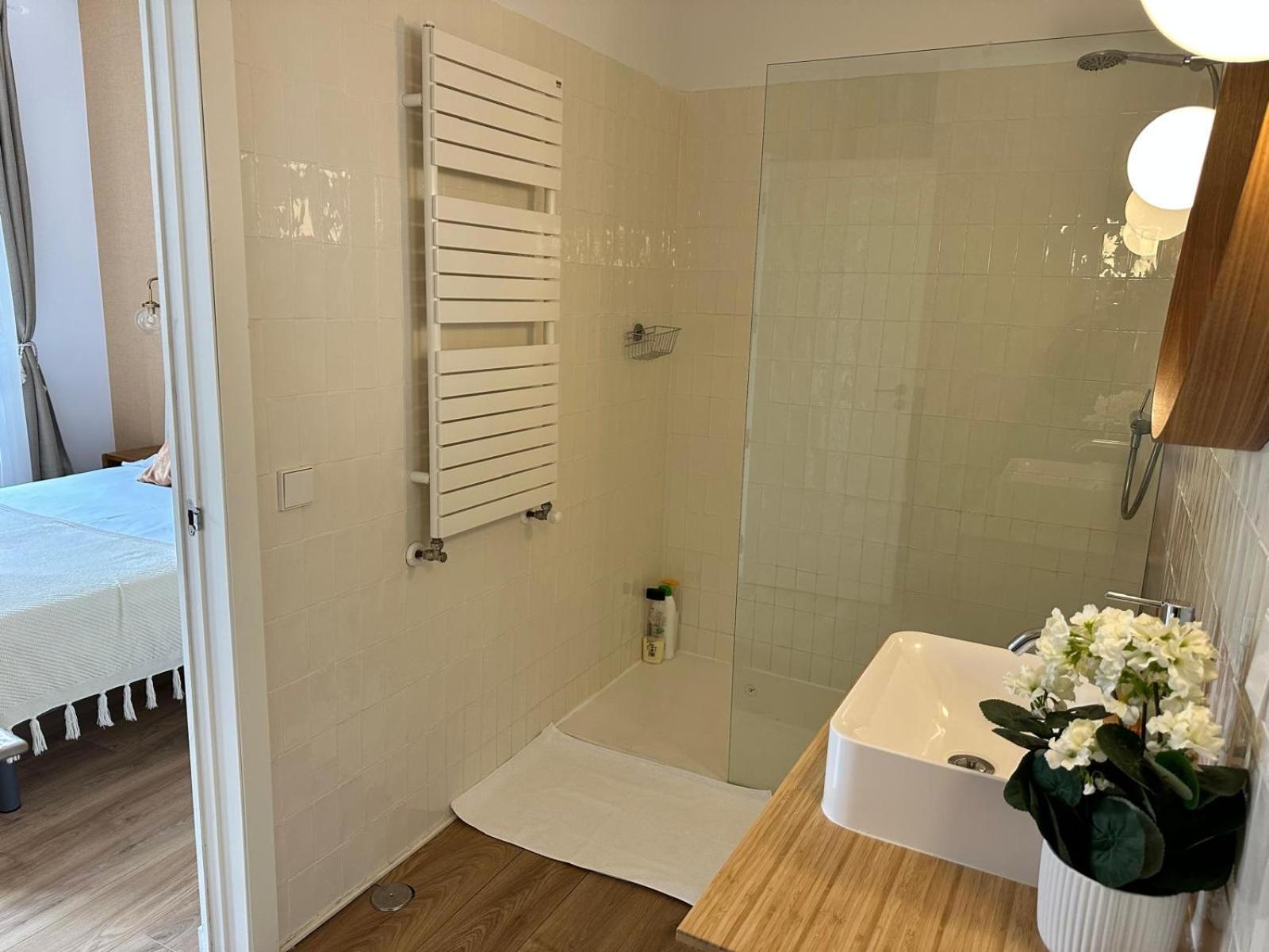 Moderno Apartamento En Pleno Centro Мадрид Екстериор снимка